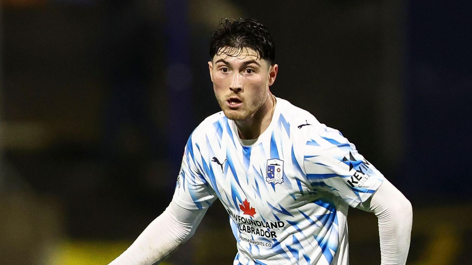 Barrow midfielder Earing joins Hartlepool on loan