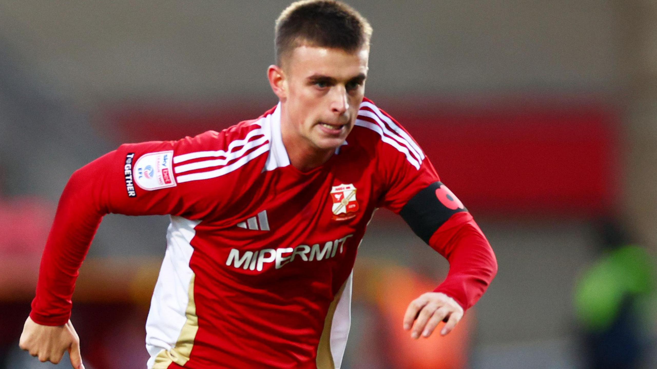 Fleetwood sign Bristol City midfielder Murphy
