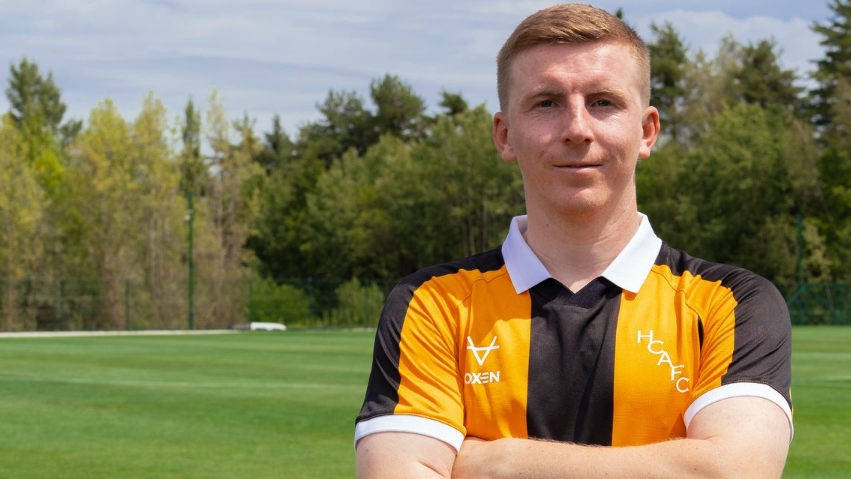 Hull City sign Targett on free transfer
