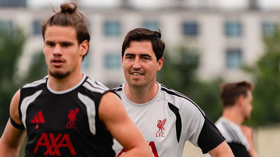 Intensity, smiles & Lewandowski - inside Liverpool training under Iraola