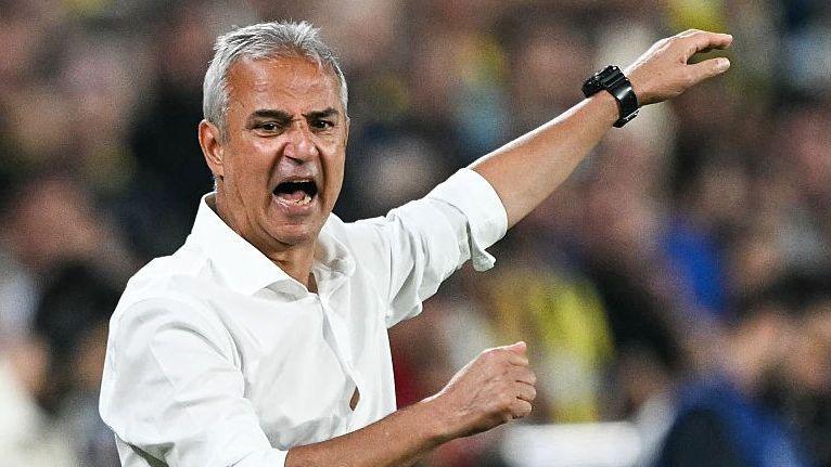 Kartal still Fenerbahce boss despite resigning