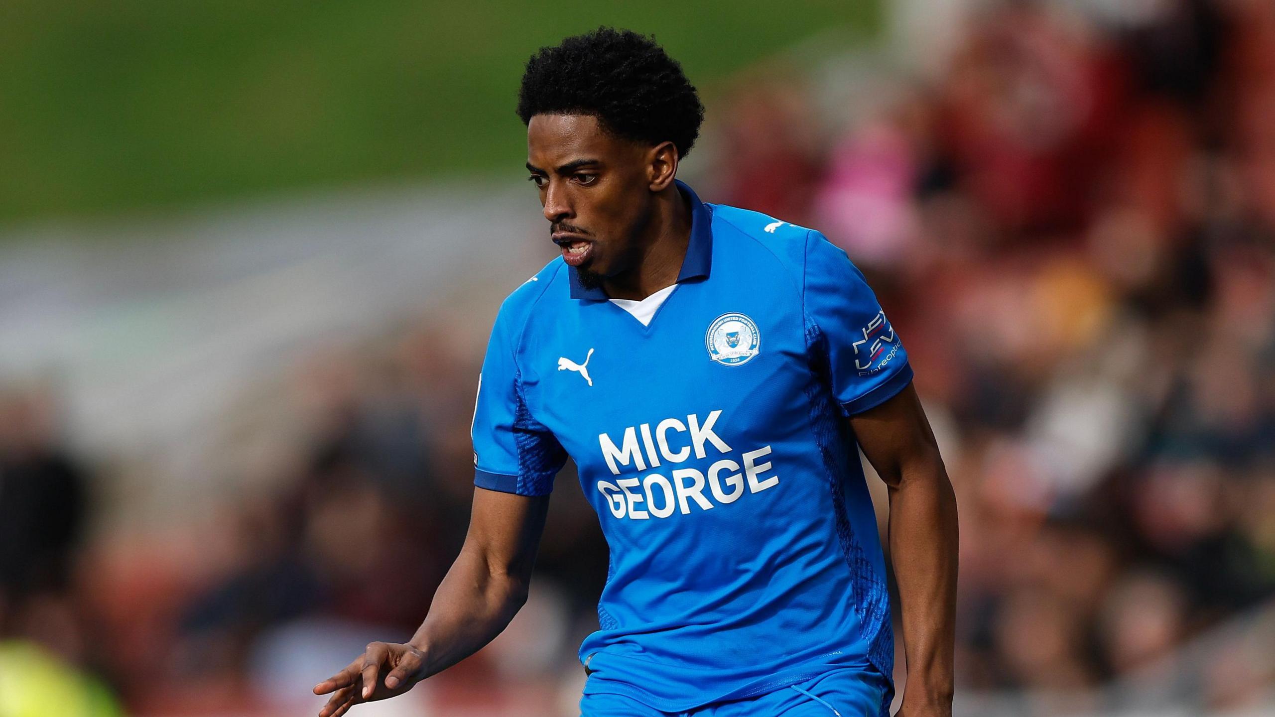Millwall sign Peterborough winger Lisbie