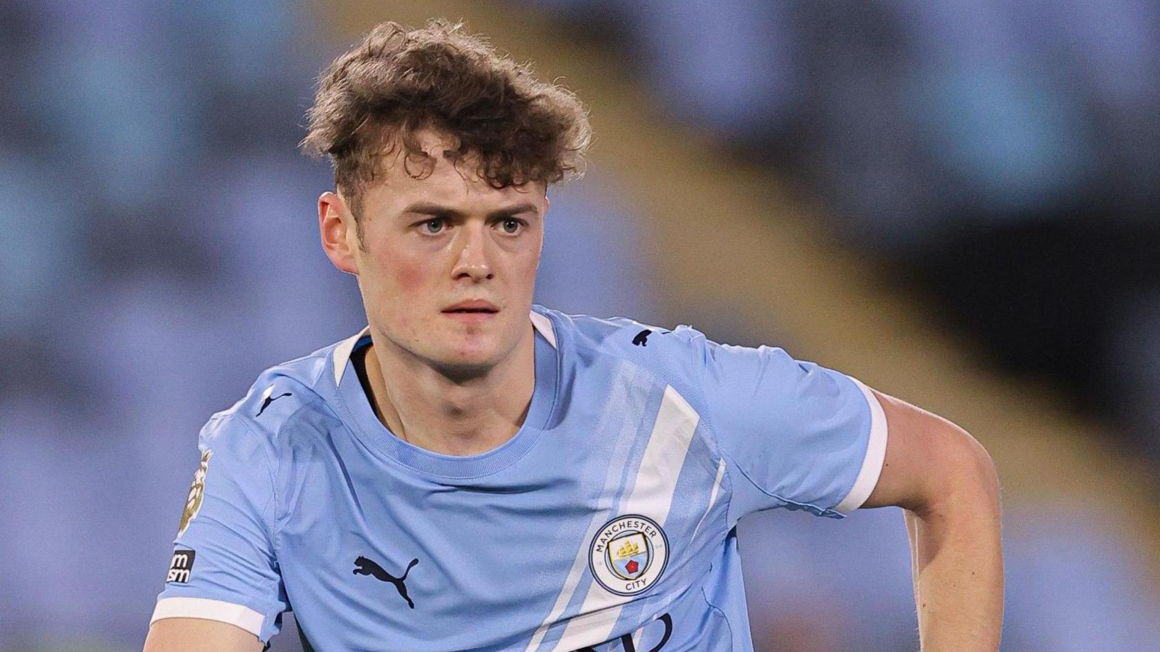 Northampton sign Man City striker Warhurst