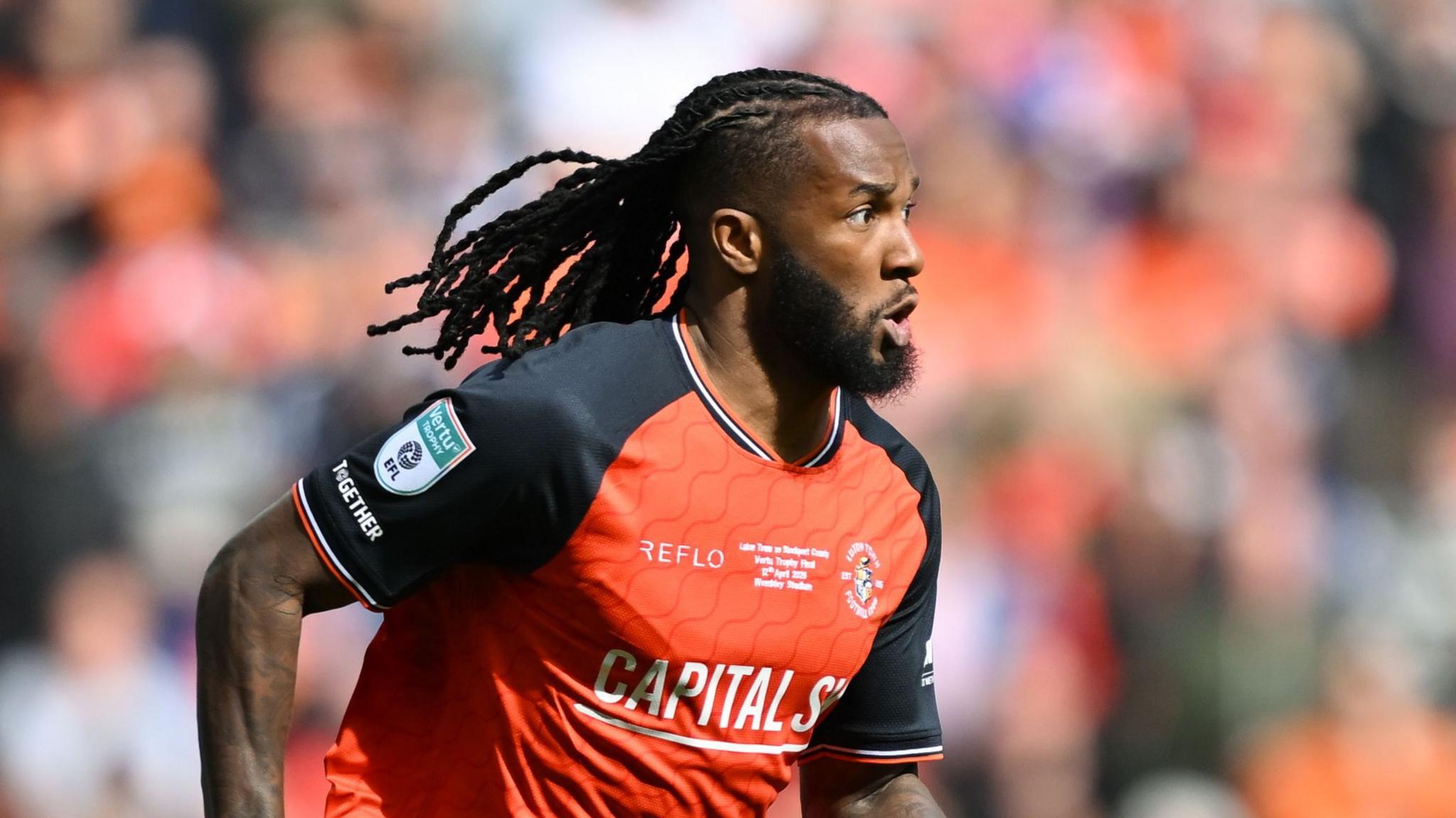 Palmer joins Luton on permanent deal from Hull